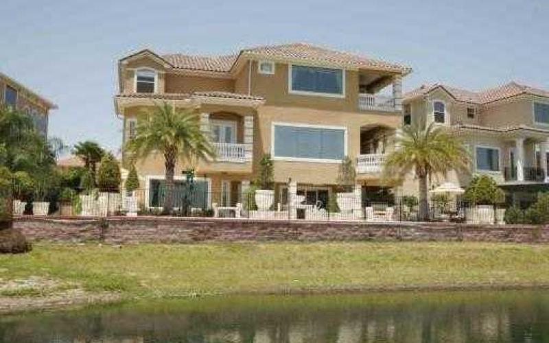 Vizcaya Lake Front Masters Realty